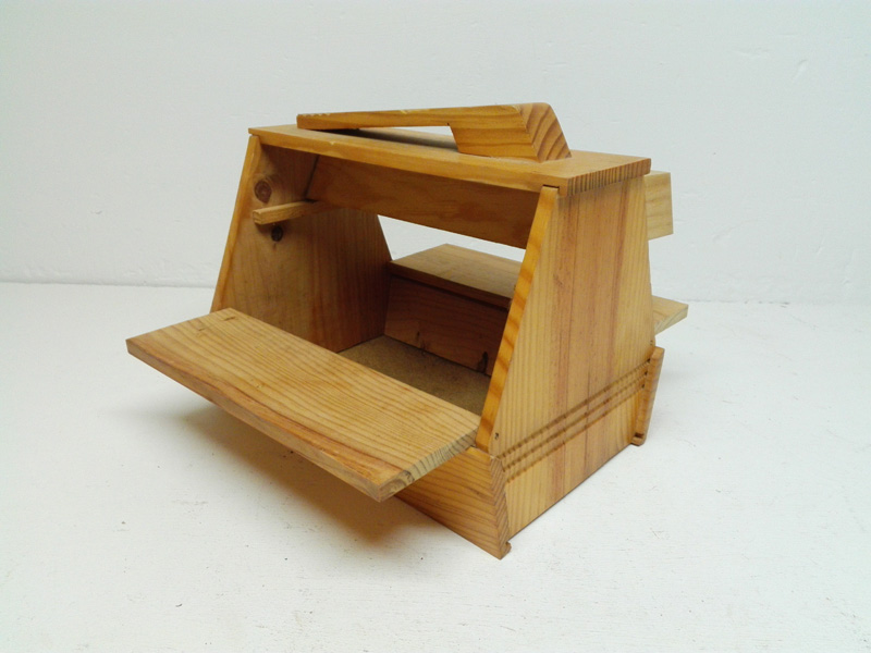 caja limpia zapatos madera 21_7-25x29x20_5 1u